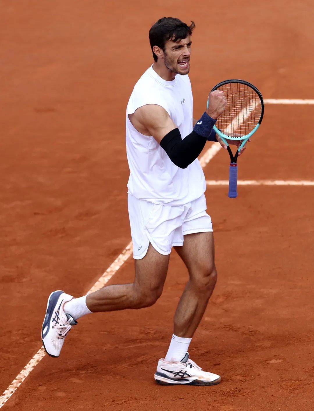 鉴国际上一 鉴国际上一