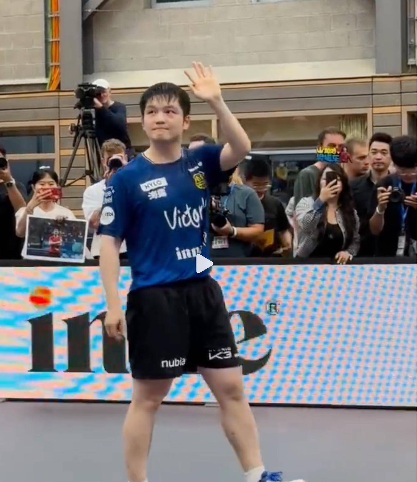 一些具有 一些具有