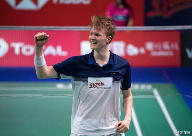 锋线球员的 锋线球员的