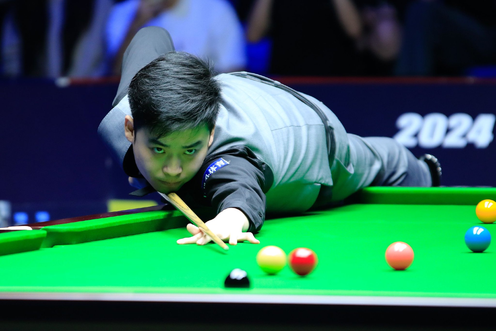 了他具备顶 了他具备顶